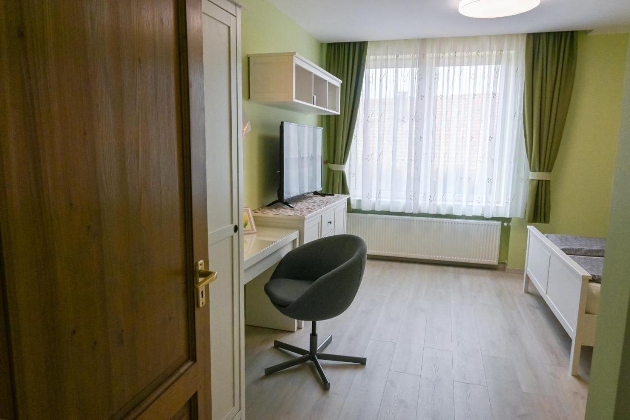 Boglarka Apartman Apartment Tihany Exterior photo